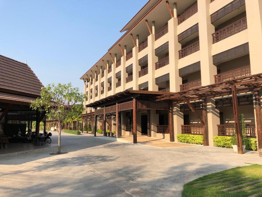 Pawa Place Khon Kaen Bagian luar foto
